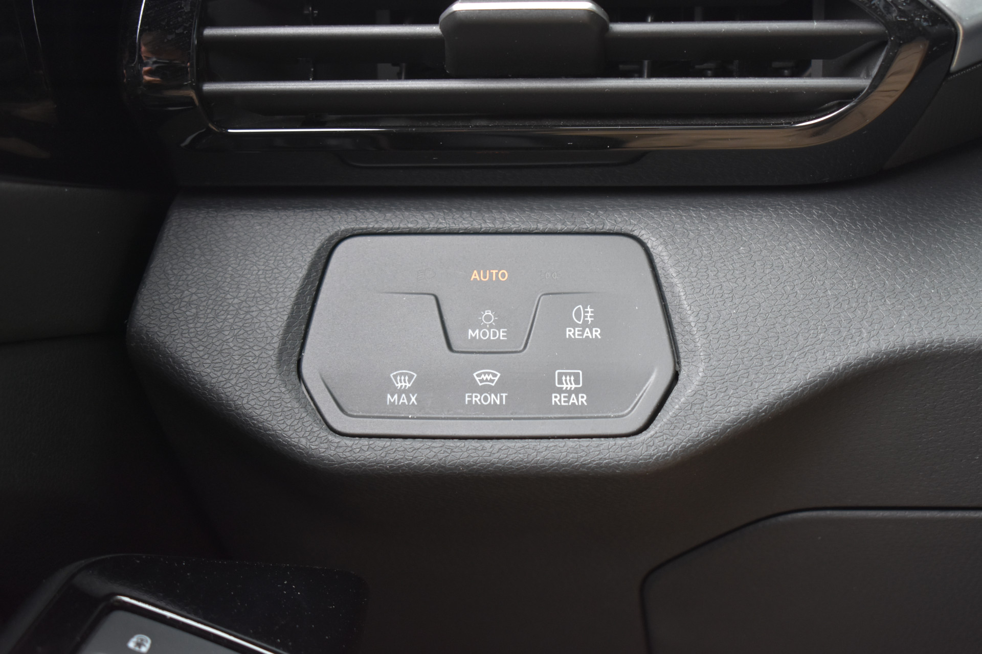 Volkswagen ID.4 (L146JG) met abonnement