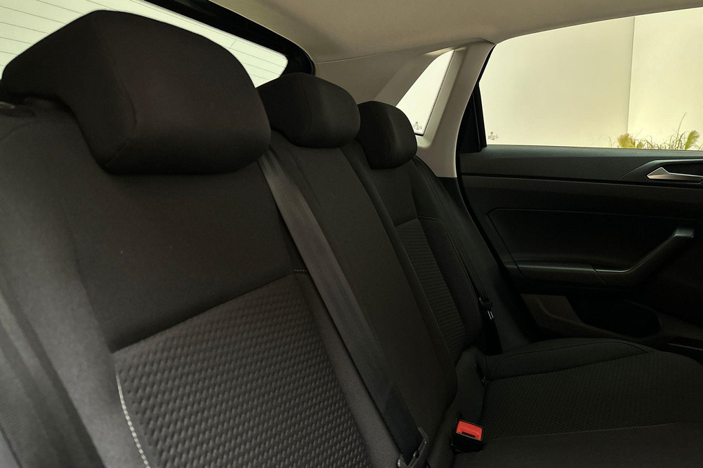 Volkswagen Polo (L175TX) met abonnement