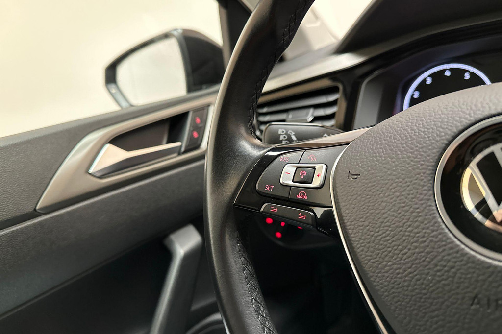 Volkswagen Polo (L175TX) met abonnement