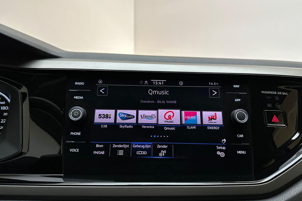 Volkswagen Polo (L175TX) met abonnement