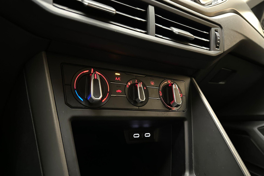 Volkswagen Polo (L175TX) met abonnement