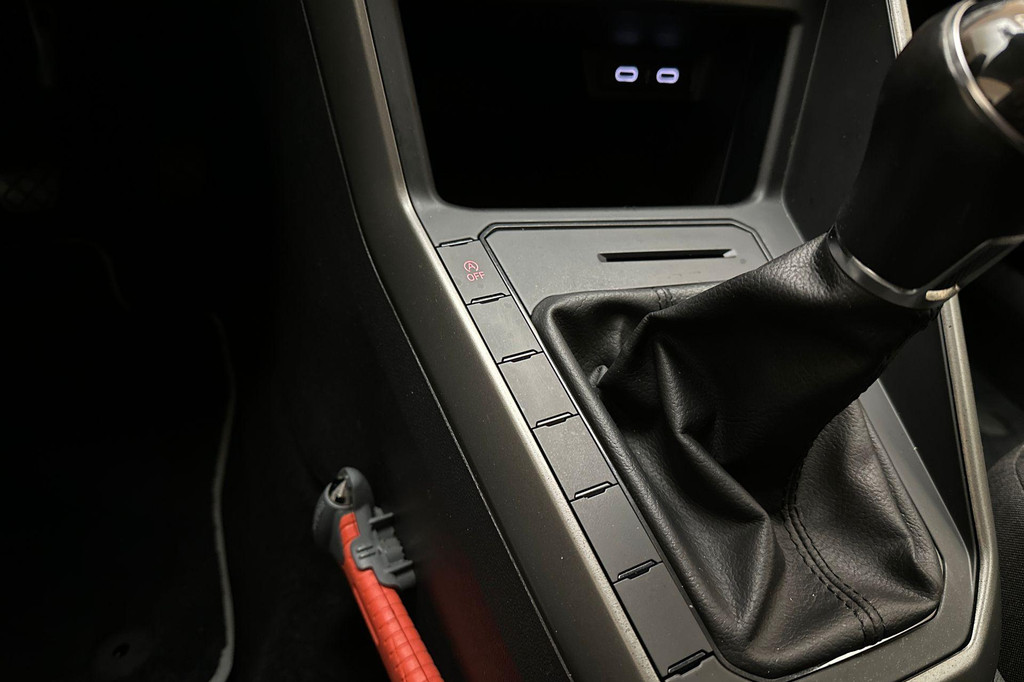 Volkswagen Polo (L175TX) met abonnement