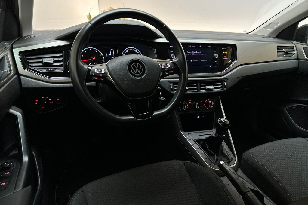 Volkswagen Polo (L175TX) met abonnement