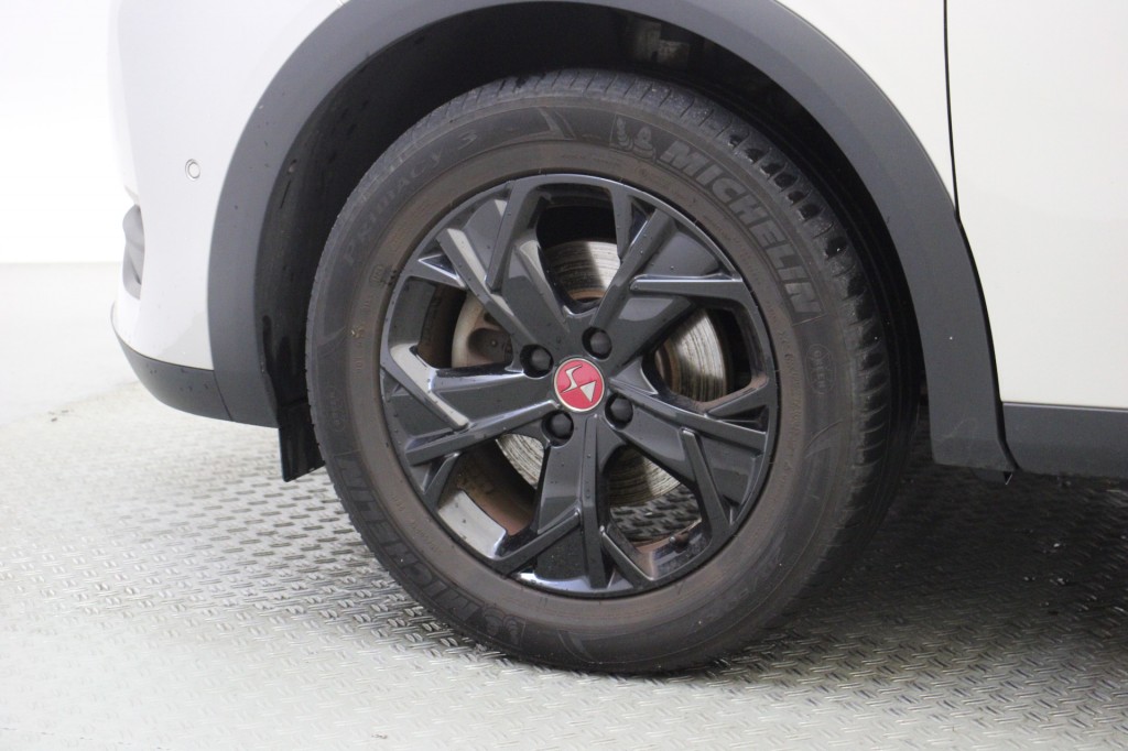 DS DS 3 (J327NN) met abonnement