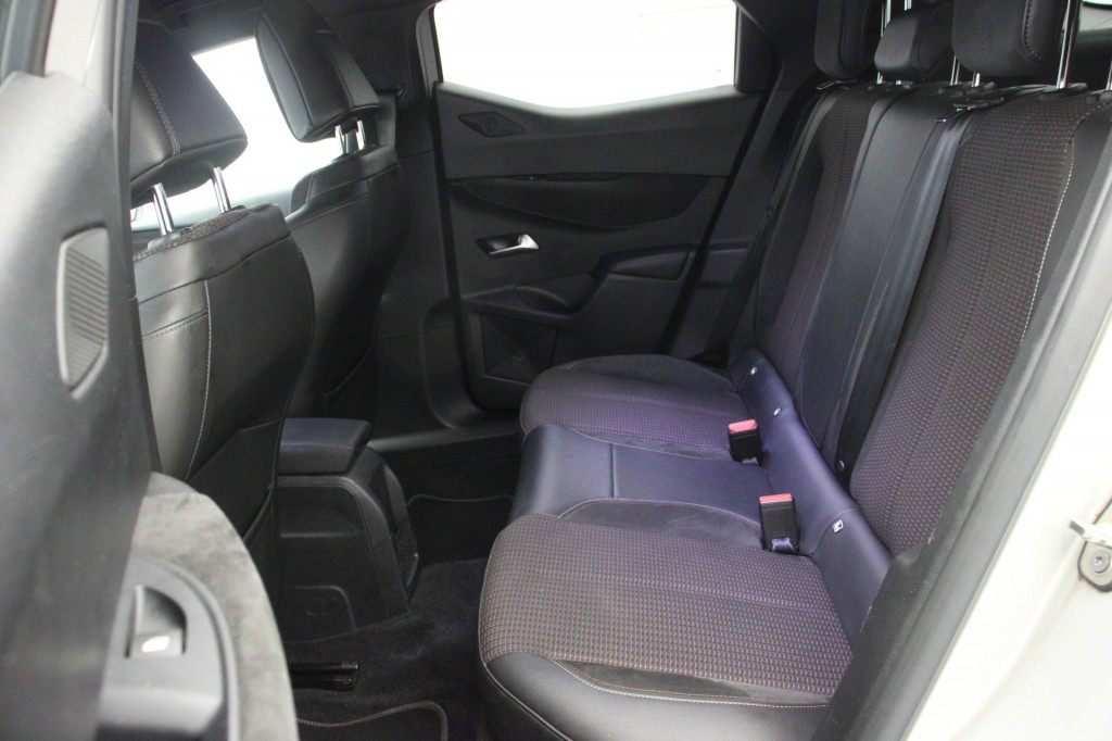 DS DS 3 (J326NN) met abonnement