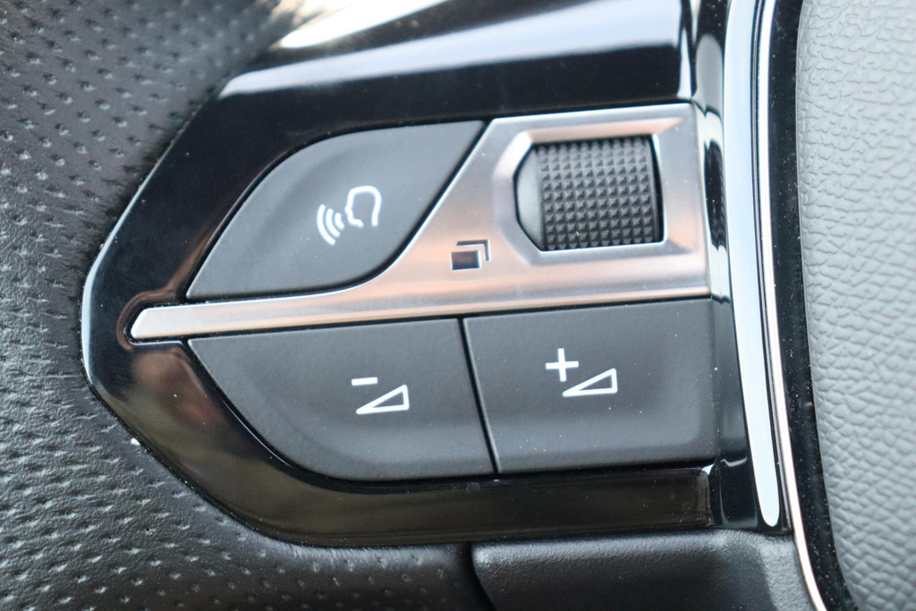 Peugeot 3008 (JHX37F) met abonnement