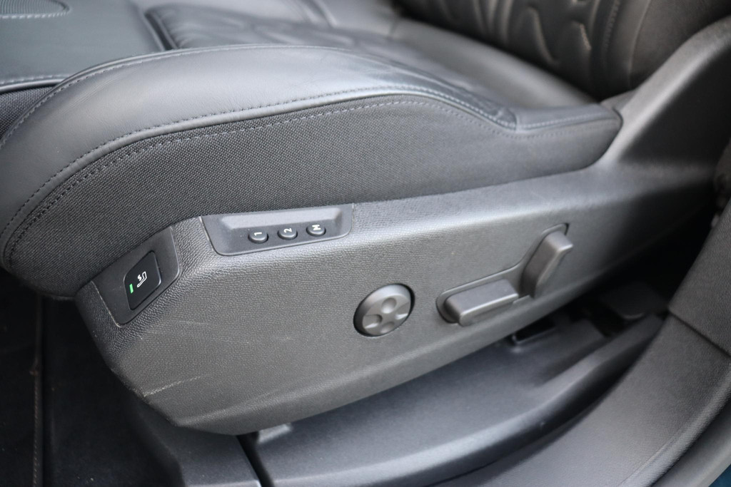 Peugeot 3008 (JHX37F) met abonnement