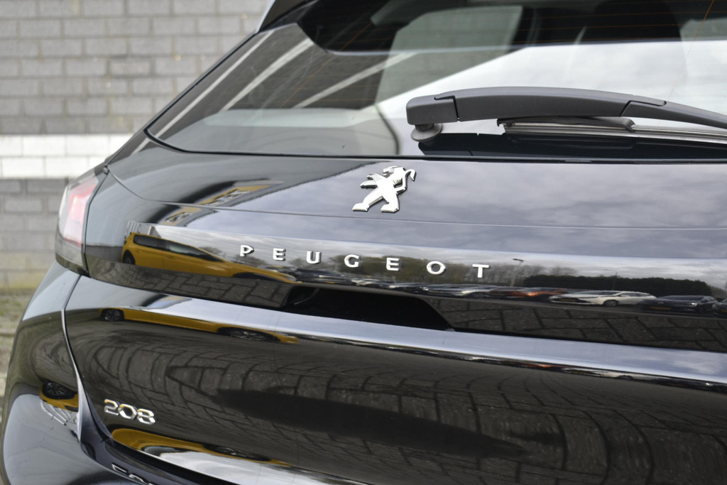 Peugeot 208 (S963XH) met abonnement