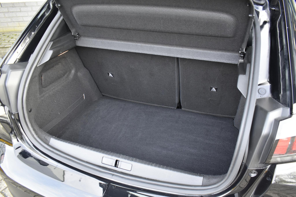 Peugeot 208 (S963XH) met abonnement