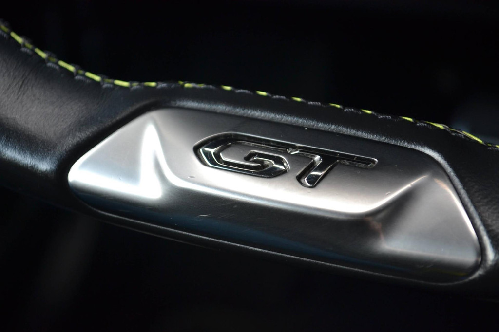 Peugeot e-2008 (P633XV) met abonnement