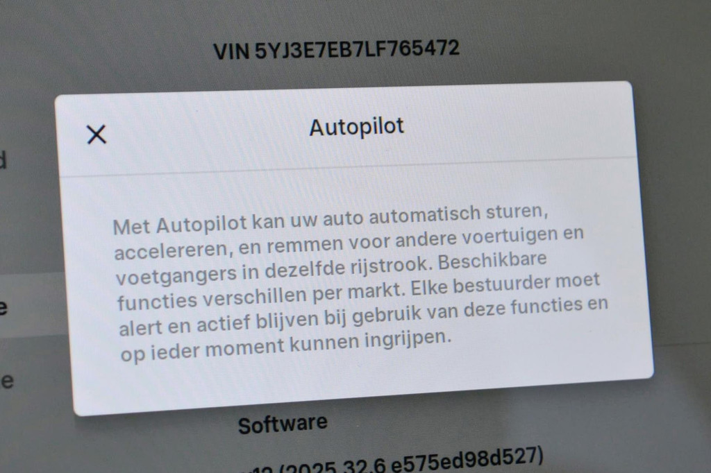 Tesla Model 3 AWD (J852JS) met abonnement