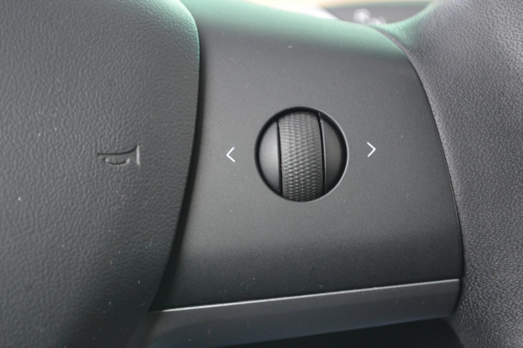 Tesla Model 3 AWD (J852JS) met abonnement