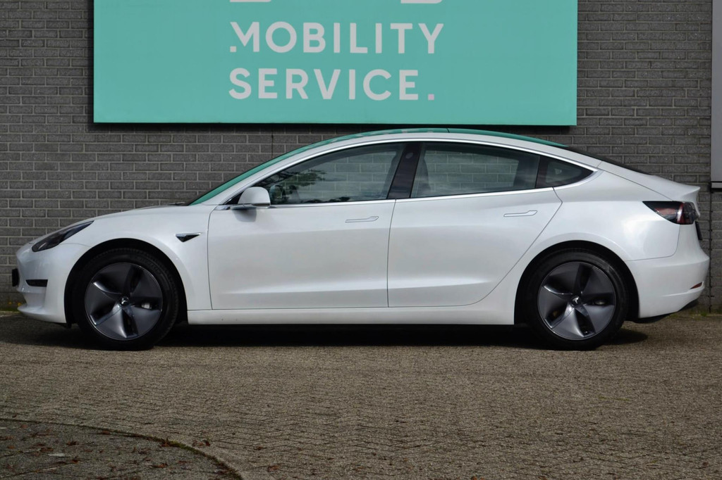 Tesla Model 3 AWD (J852JS) met abonnement