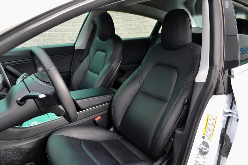 Tesla Model 3 AWD (J852JS) met abonnement