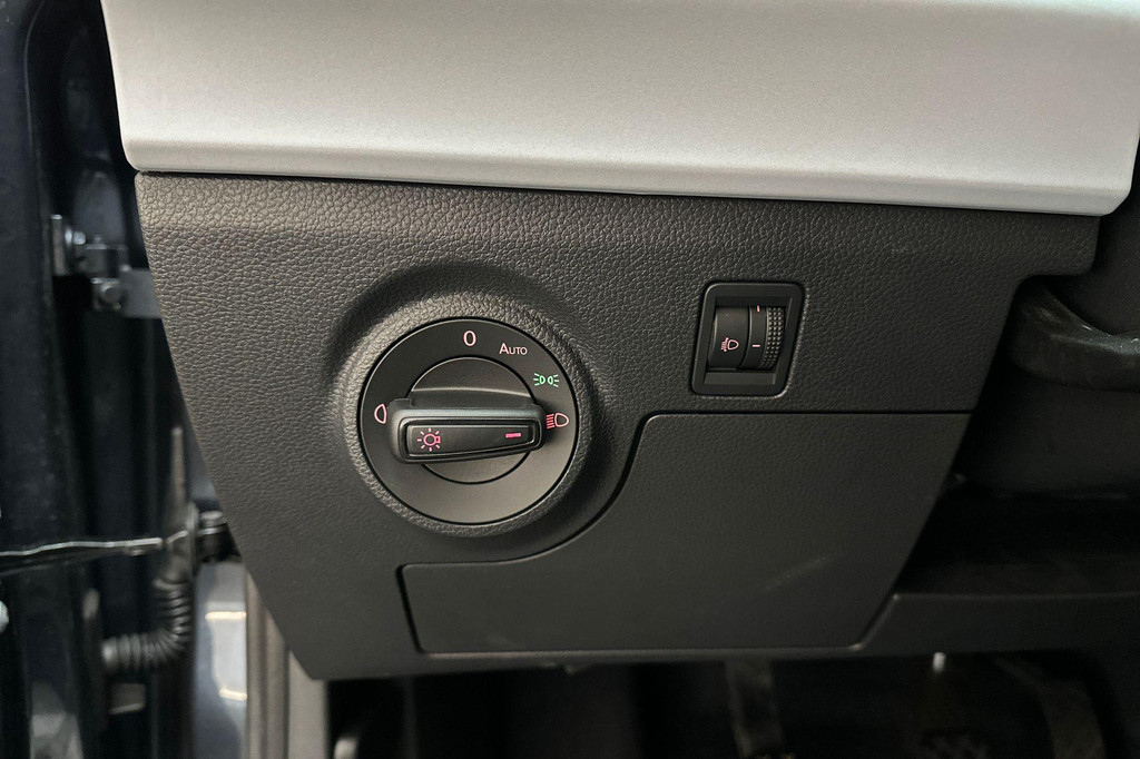 Seat Ibiza (X704NL) met abonnement