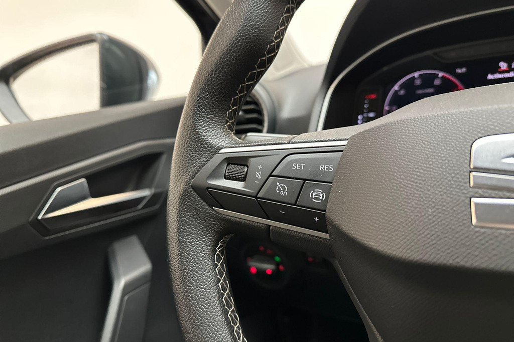 Seat Ibiza (X704NL) met abonnement