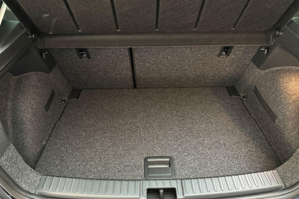 Seat Ibiza (X704NL) met abonnement