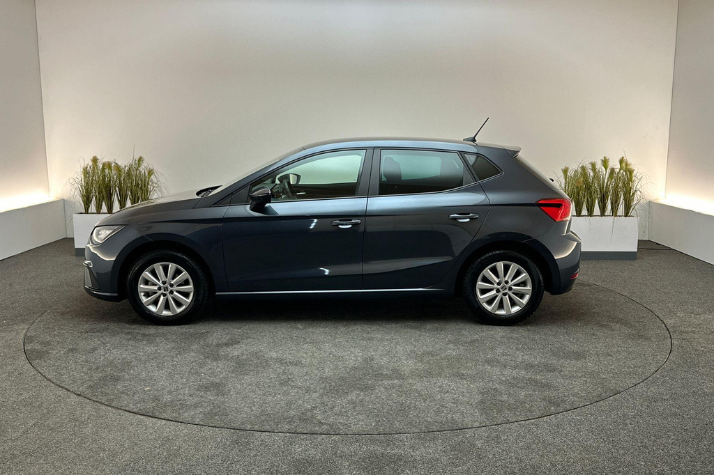 Seat Ibiza (X704NL) met abonnement