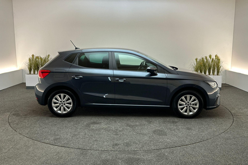 Seat Ibiza (X704NL) met abonnement