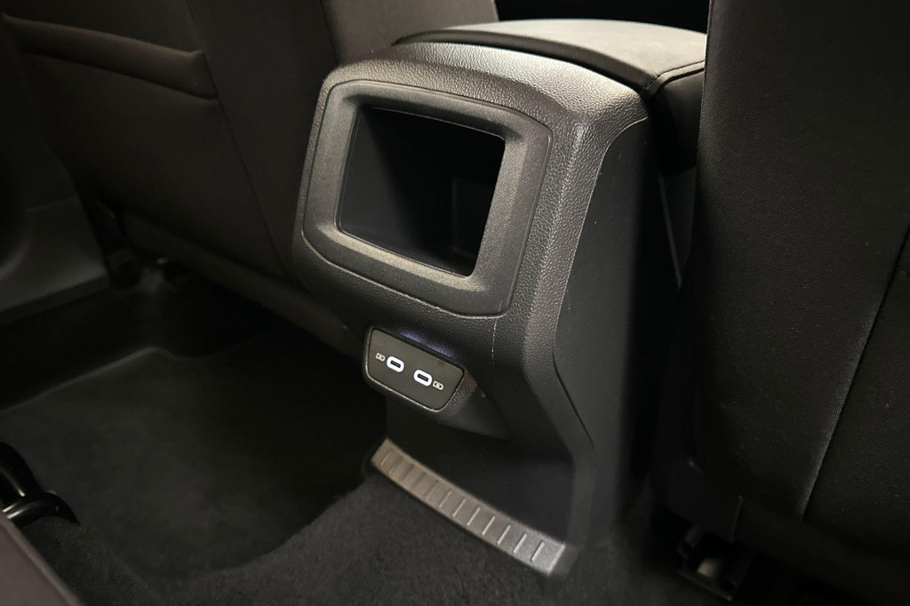 Volkswagen T-Cross (T547RH) met abonnement