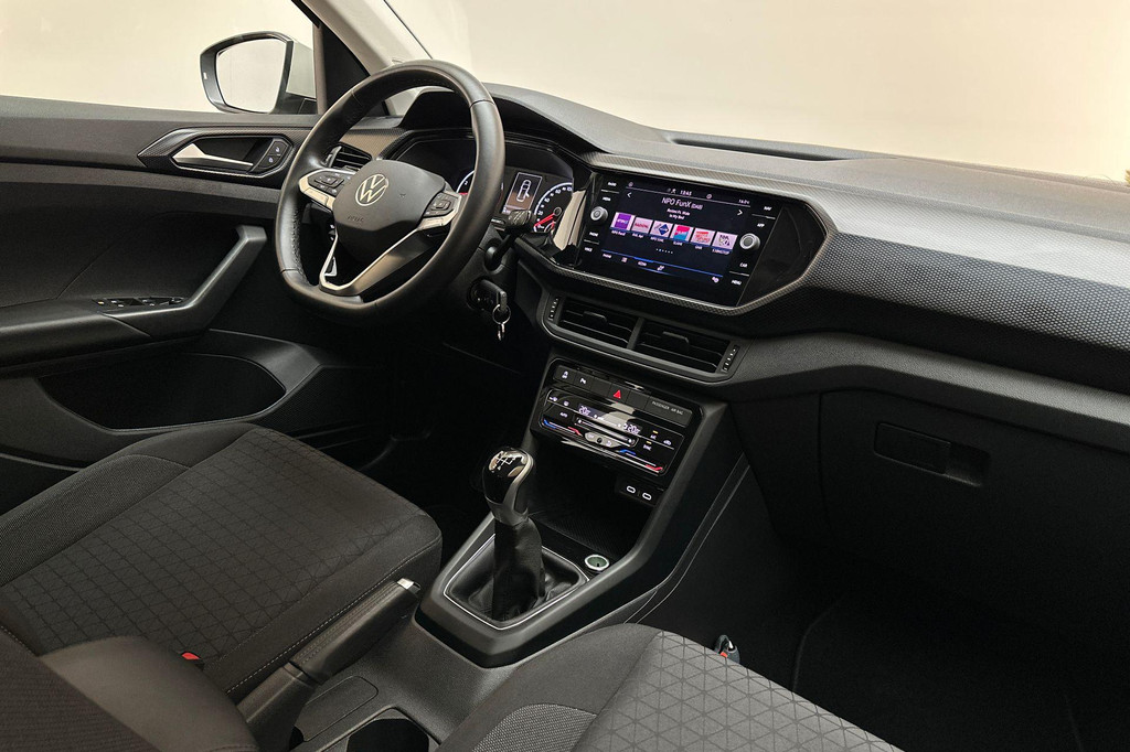 Volkswagen T-Cross (T547RH) met abonnement