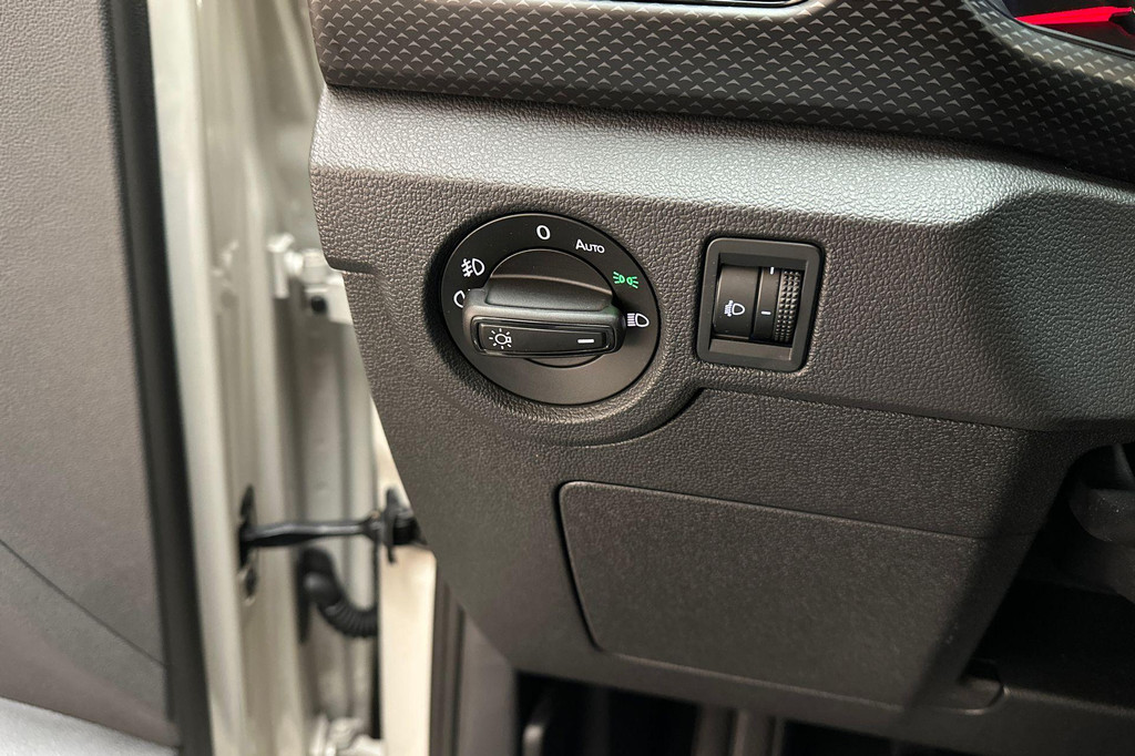 Volkswagen T-Cross (T547RH) met abonnement