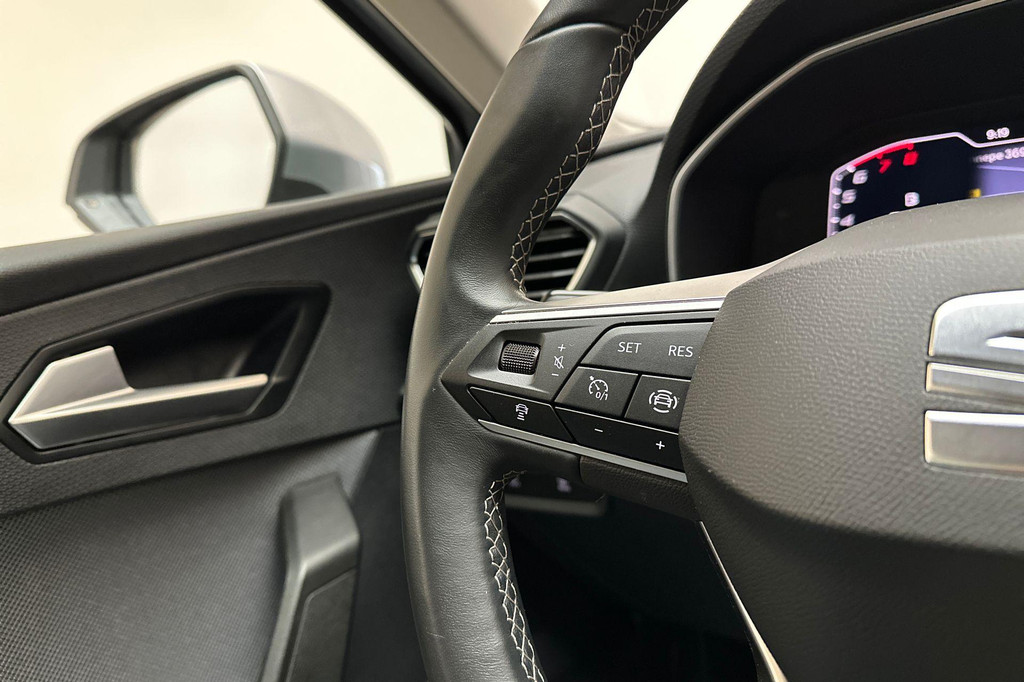 Seat Leon (X740LT) met abonnement