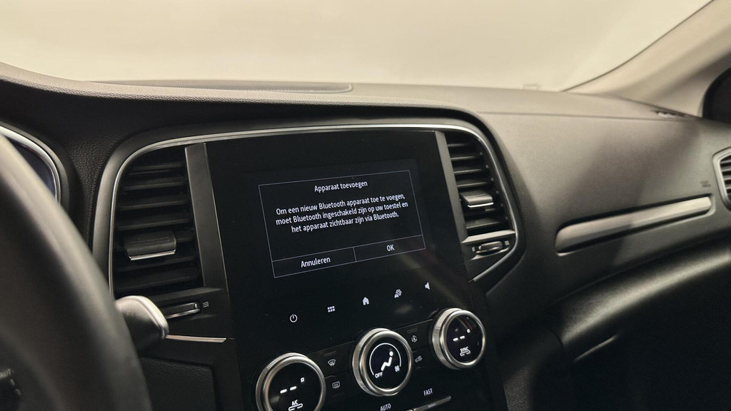 Renault MEGANE Estate (N805XT) met abonnement