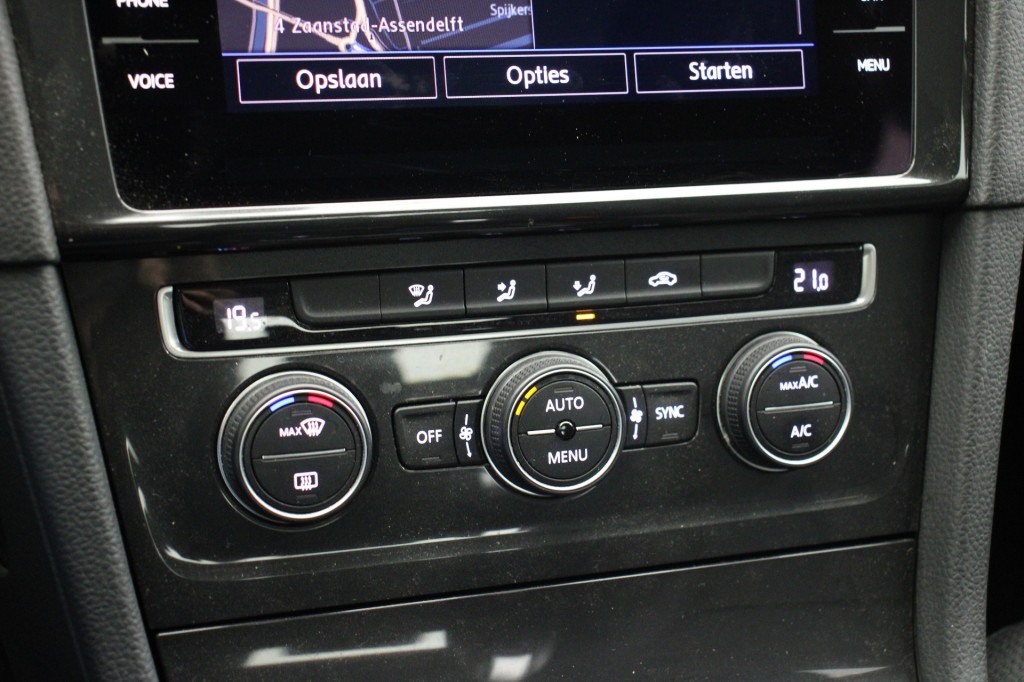 Volkswagen e-Golf (G877JS) met abonnement