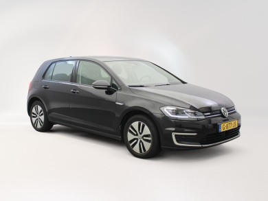 Volkswagen e-Golf (G877JS) met auto abonnement