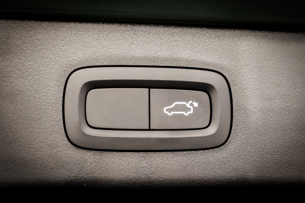 Lynk & Co 01 (JJH78D) met abonnement