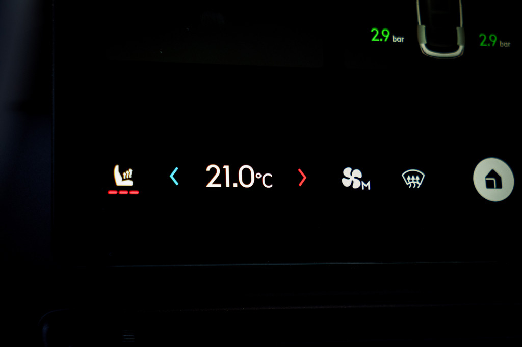 Lynk & Co 01 (JJH78D) met abonnement