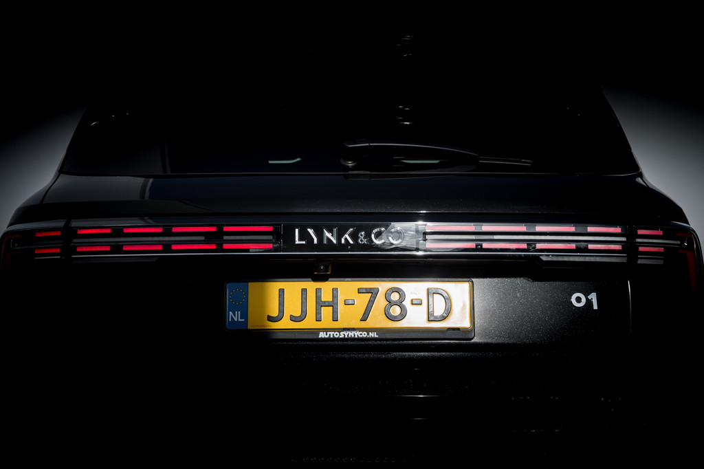 Lynk & Co 01 (JJH78D) met abonnement