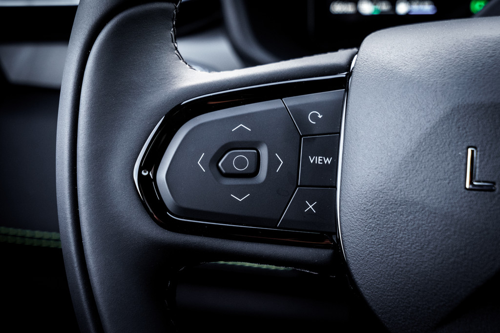 Lynk & Co 01 (JJH78D) met abonnement