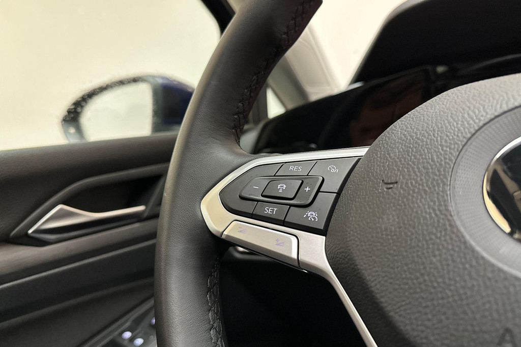 Volkswagen Golf (JHN17V) met abonnement