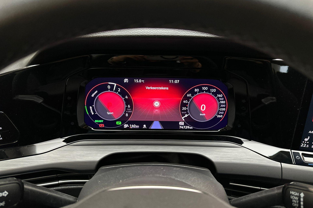 Volkswagen Golf (JHN17V) met abonnement