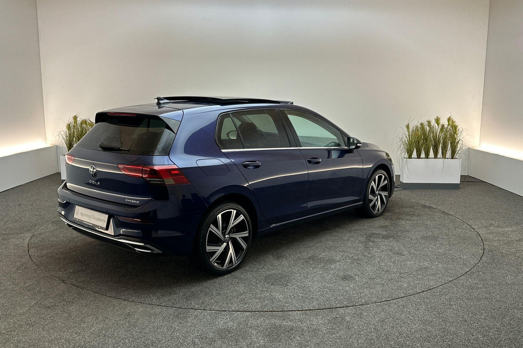 Volkswagen Golf (JHN17V) met abonnement