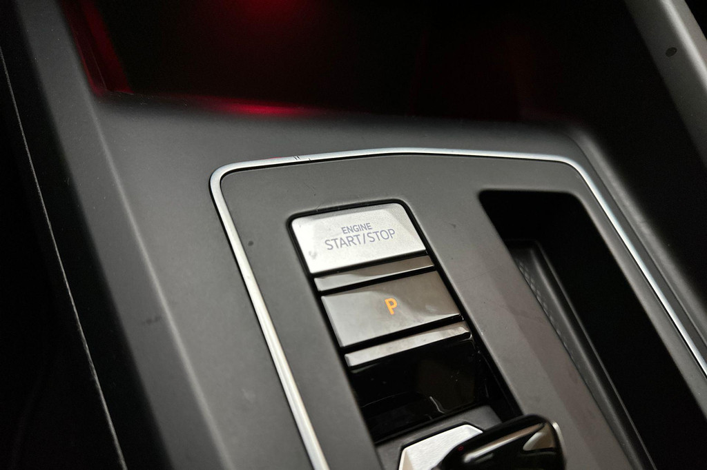 Volkswagen Golf (JHN17V) met abonnement