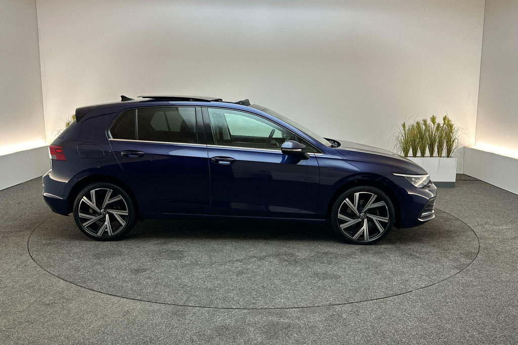 Volkswagen Golf (JHN17V) met abonnement