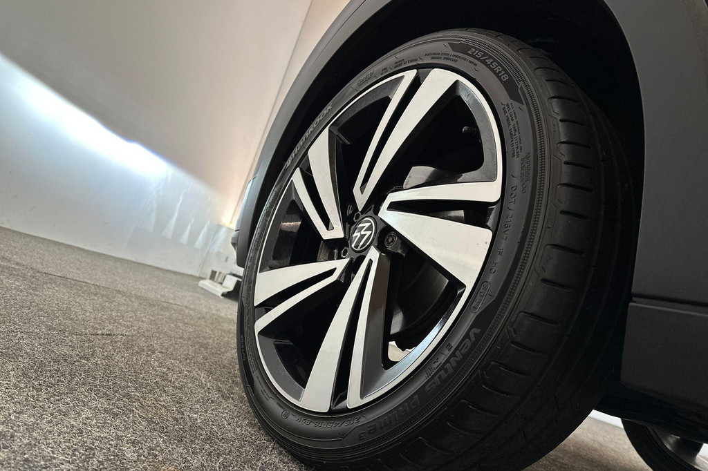 Volkswagen T-Cross (JJD01T) met abonnement