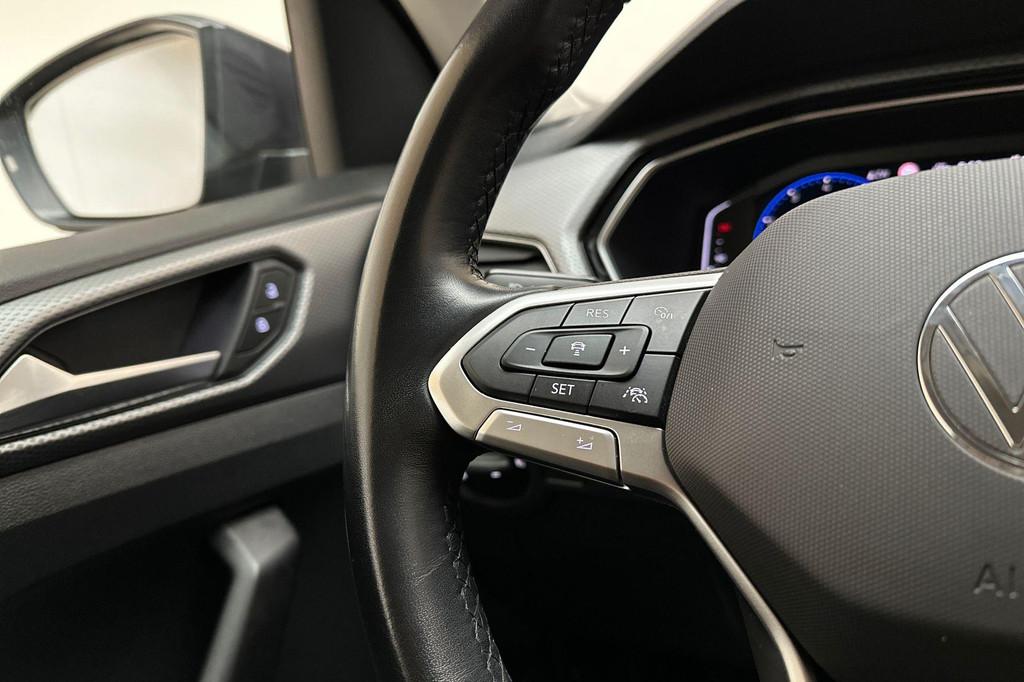 Volkswagen T-Cross (JJD01T) met abonnement