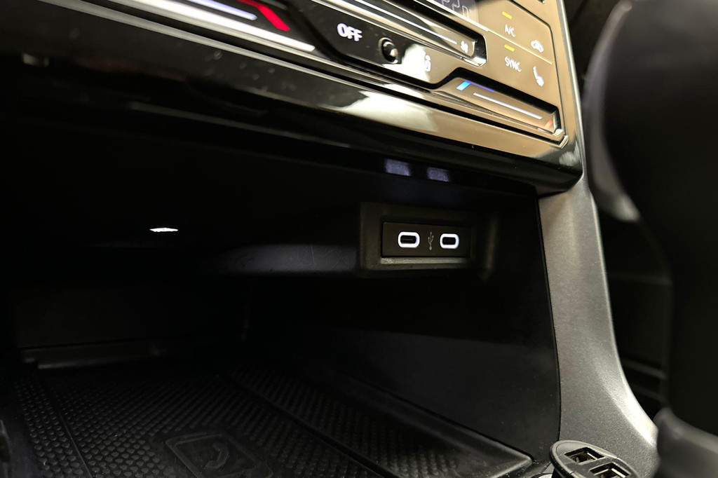 Volkswagen T-Cross (JJD01T) met abonnement