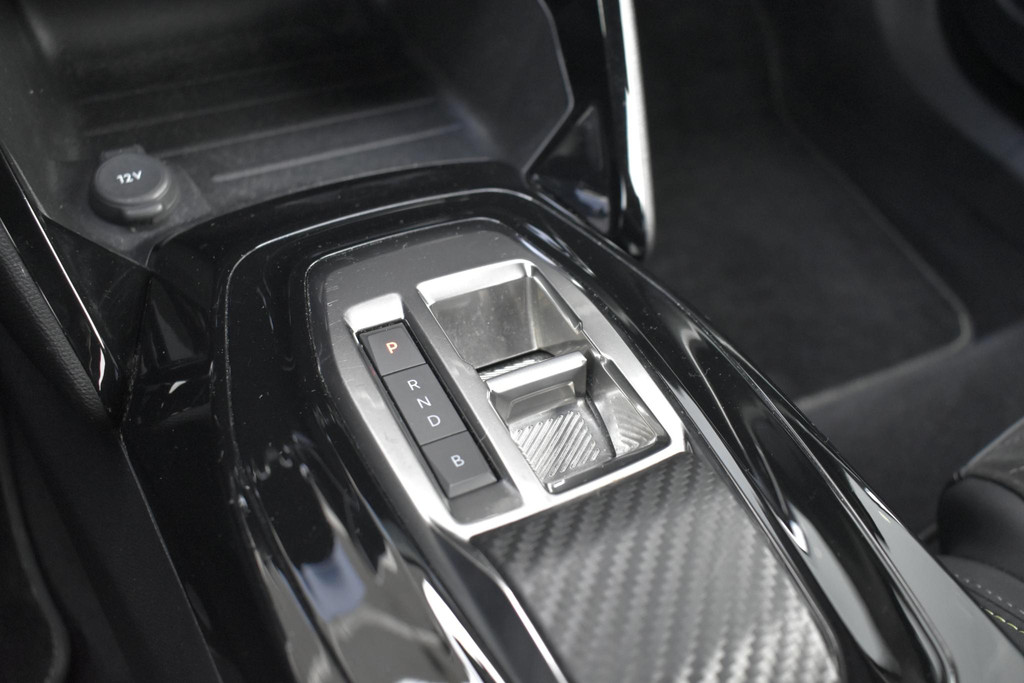 Peugeot e-2008 (P103VN) met abonnement