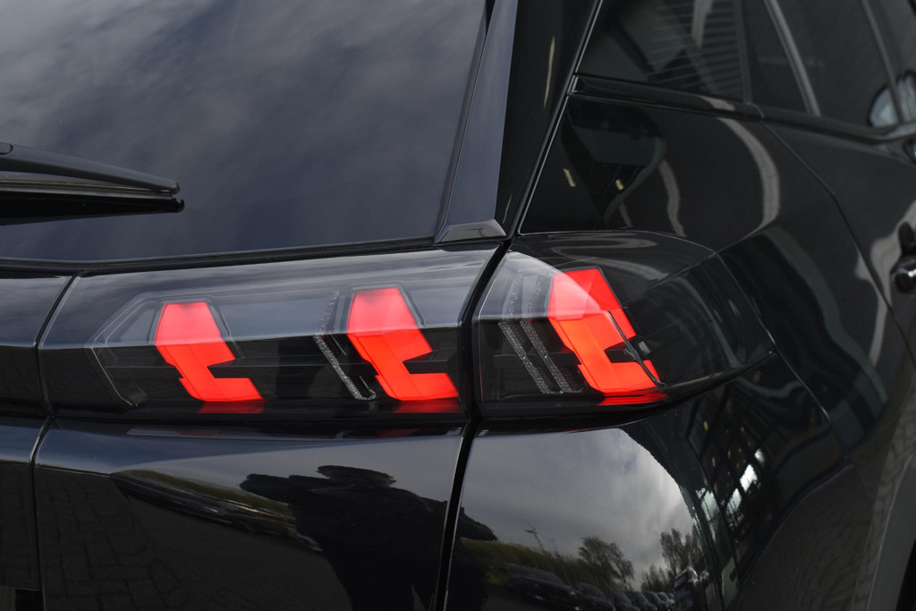 Peugeot e-2008 (P103VN) met abonnement