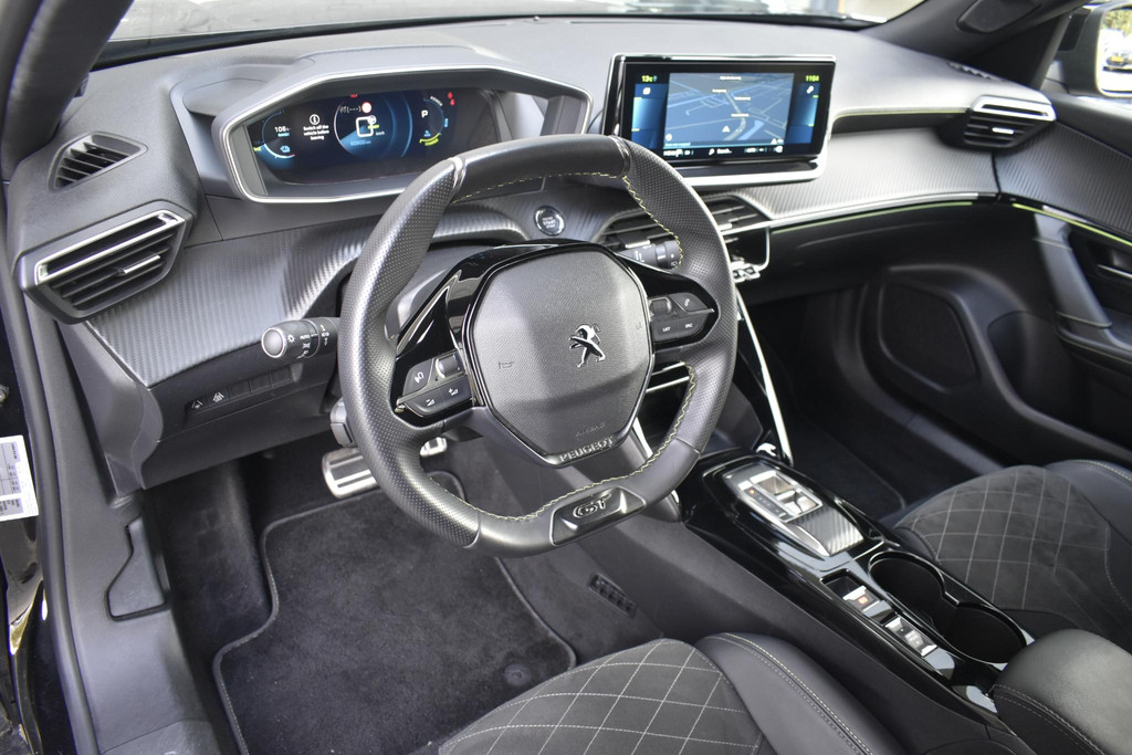 Peugeot e-2008 (P103VN) met abonnement