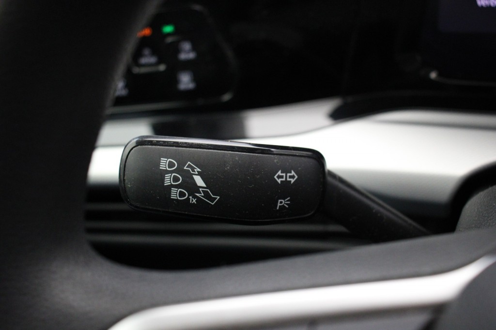 Volkswagen GOLF Variant (L454HF) met abonnement