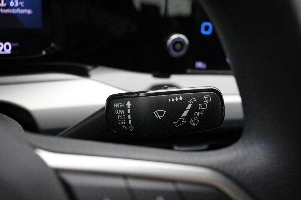 Volkswagen GOLF Variant (L454HF) met abonnement