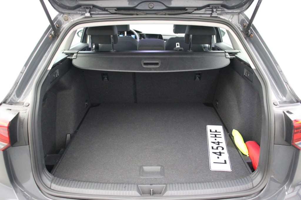 Volkswagen GOLF Variant (L454HF) met abonnement