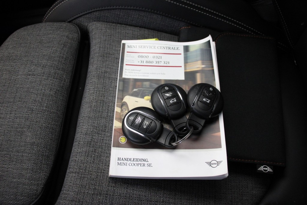 MINI Electric (J777KS) met abonnement