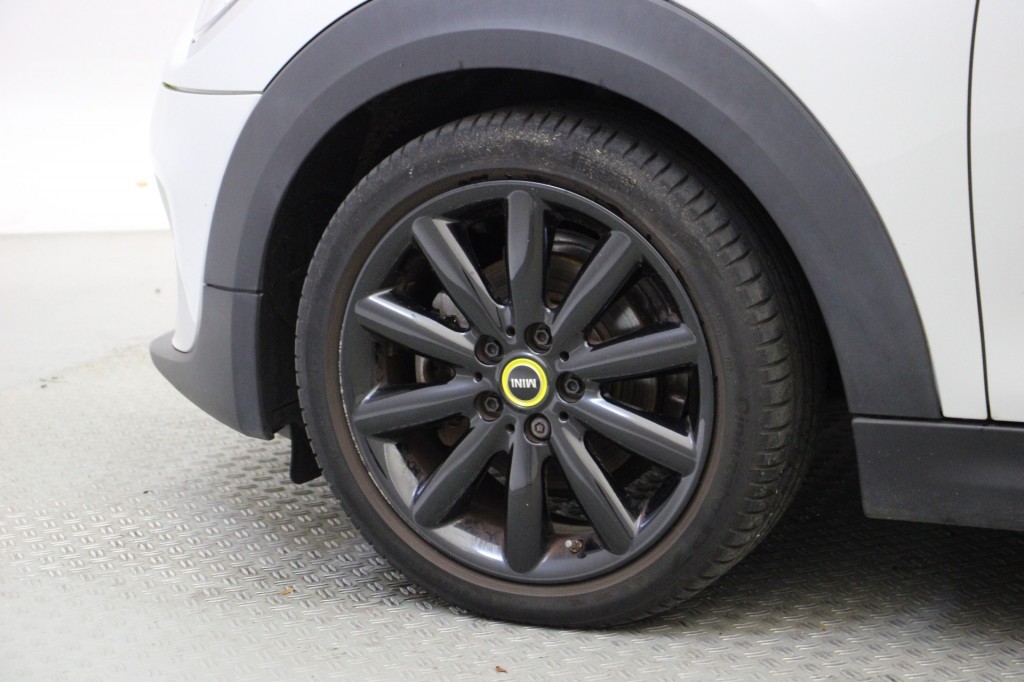 MINI Electric (J777KS) met abonnement